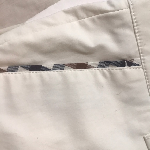“AQUASCUTUM ” of London Ladies White Pants. - Picture 5 of 13